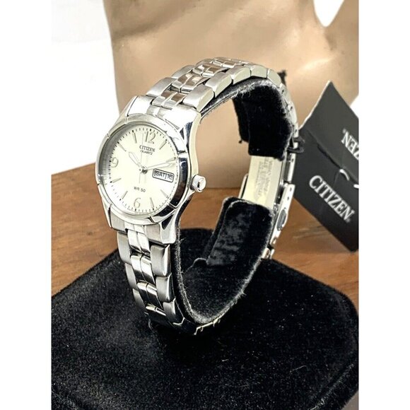 Citizen Women's Watch EQ0540-57A Quartz Silver Dial Day Date Petite 25mm Steel - Picture 2 of 13